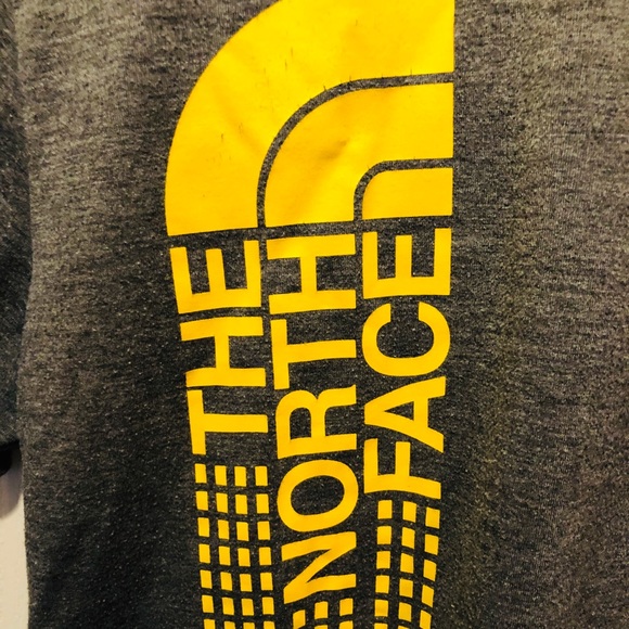 The North Face Men’s T-shirt - Picture 5 of 8